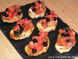 Bruschetta tomates-myrtilles