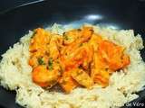 Crevettes et tofu au curry rouge