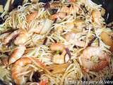 Nouilles aux crevettes et champignons noirs