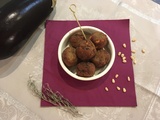 Boulettes d’aubergines aux pignons