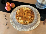 Gâteau au fromage blanc, pommes et pépites de chocolat