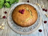 Gâteau au yaourt, pistache et framboises