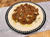 Purée de haricots blancs au muhammara de Yotam Ottolenghi