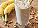 Smoothie banane et beurre de cacahuètes