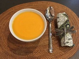 Soupe de patate douce et carottes au gingembre