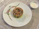 Tartare de saumon fumé à l'avocat et aux baies roses