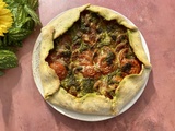 Tarte rustique aux tomates et pesto