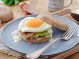 Egg muffin bacon avocat