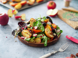 Salade aux pommes et courge rôtie, vinaigrette pécan érable