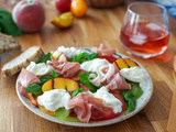 Salade de tomates à la burrata