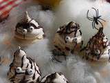 Fantômes d'halloween en meringue