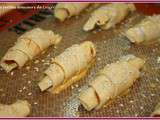 Petits croissants aperitifs a la tomate