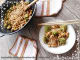 Wok de ramen au chou romanesco et poulet