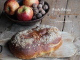 Brioche polonaise aux pommes caramélisées et aux noix