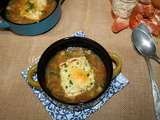 Soupe gratinée aux crozets et à la raclette au vin blanc