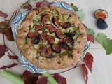 Tarte rustique à la rhubarbe et aux figues