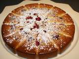 Gâteau moelleux à la pistache et citron vert aux brisures de framboises