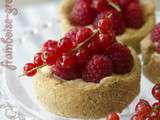 Tartelettes citron-pavot, crème au citron et fruits rouges