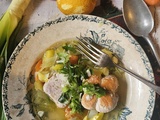 Paupiettes de dinde dans un bouillon citron‑gingembre, légumes fondants & herbes fraîches