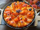 Tarte aux abricots sur crème parfumée à la lavande du jardin