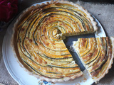 Tarte spirale bicolore aux courgettes