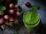 Tartinade verte de fanes de radis, façon pistou du pauvre