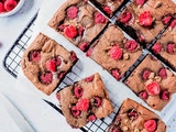 Brownie au chocolat et framboises