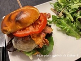 Burger à la poitrine de poulet grillée