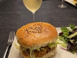 Burger style « mac poulet » maison croustillant avec Corn Flakes