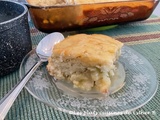 Gâteau moelleux à la rhubarbe et sa sauce au beurre