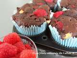 Muffins triple chocolat aux framboises