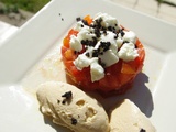 Glace au pain grillé et tartare de tomates