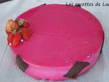 Entremet framboise, vanille et chocolat