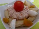 Salade de pâtes, thon et surimi