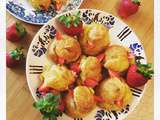 Petits choux, crème au chocolat blanc, fraises