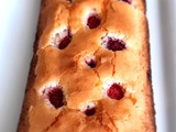 Financier au citron et framboises du jardin