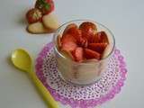 Charlotte stracciatella aux fraises en verrine