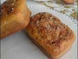 Petits Cakes au Caramel, Noisettes & Erable