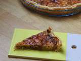 Tarte aux oignons, cumin et lardons