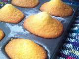 Madeleines traditionnelles à la vanille équitable à 4 mains