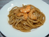 Saute de crevettes teriyaki sur nouilles udon