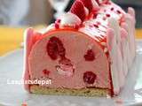 Buche fraise/citron champagne, insert framboise meringue