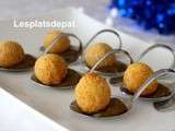 Cromesquis crevettes grises, chutney de mangue verte