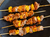 Brochettes de filet mignon et ananas