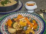 Tajine aux légumes et aux fruits secs