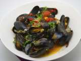 On continue : Moules aux tomates, poivrons et pois chiches