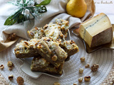 Financiers au Morbier, poire & noisettes