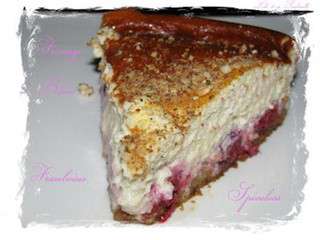 Gâteau de fromage blanc aux framboises, base de spéculoos