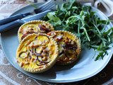 Tartelettes au chèvre frais & oignons rouges