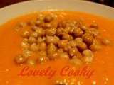 Soupe de carottes au tahin et pois chiches grillés